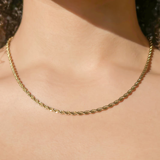 TWIST ROPE CHAIN NECKLACE